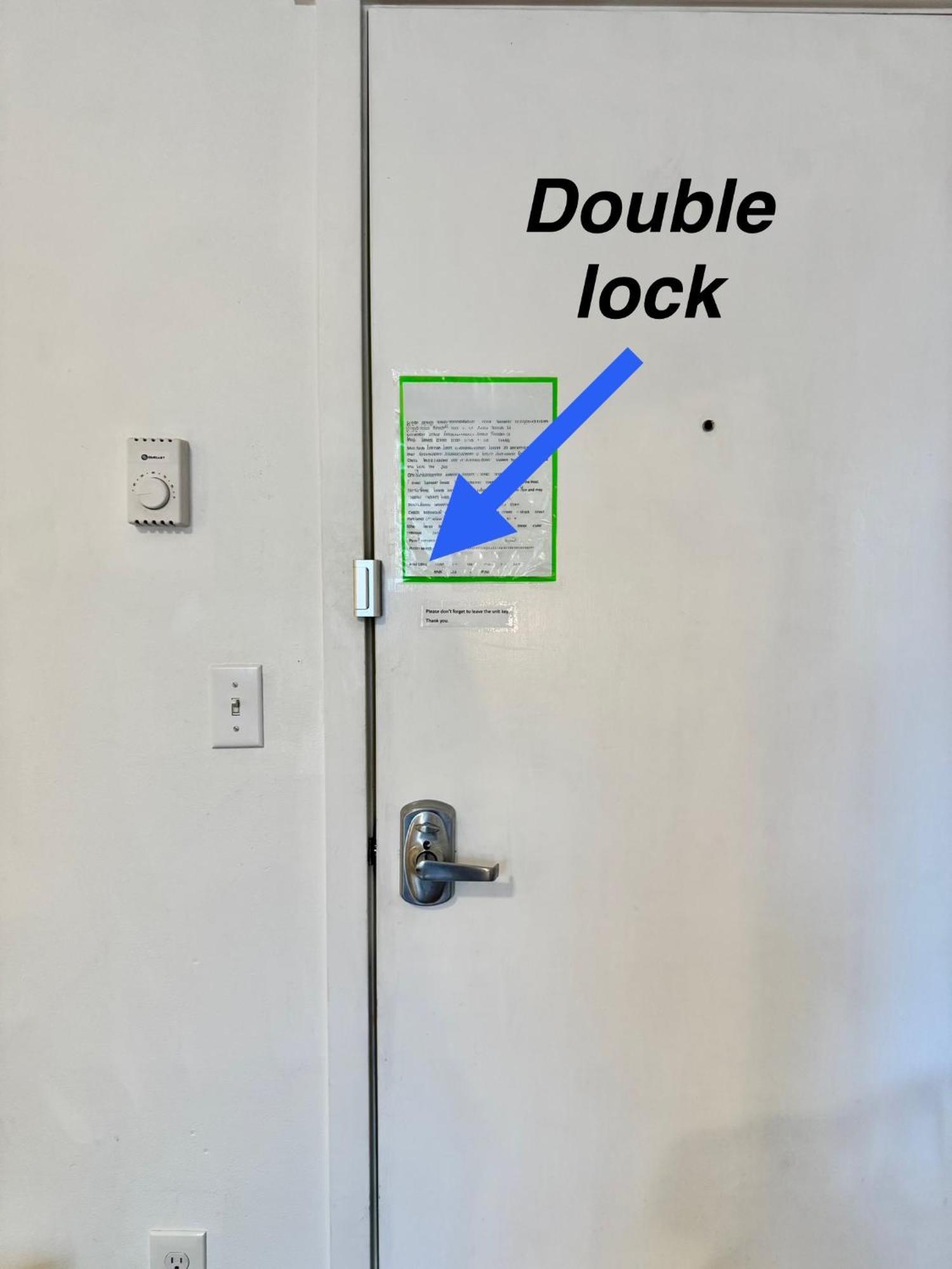 Private Room With Shared Bathroom On The 1St Floor 10 Minutes Walk To University Of Washington 시애틀 외부 사진